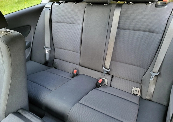 BMW Seria 1 cena 19500 przebieg: 217000, rok produkcji 2009 z Śmigiel małe 92